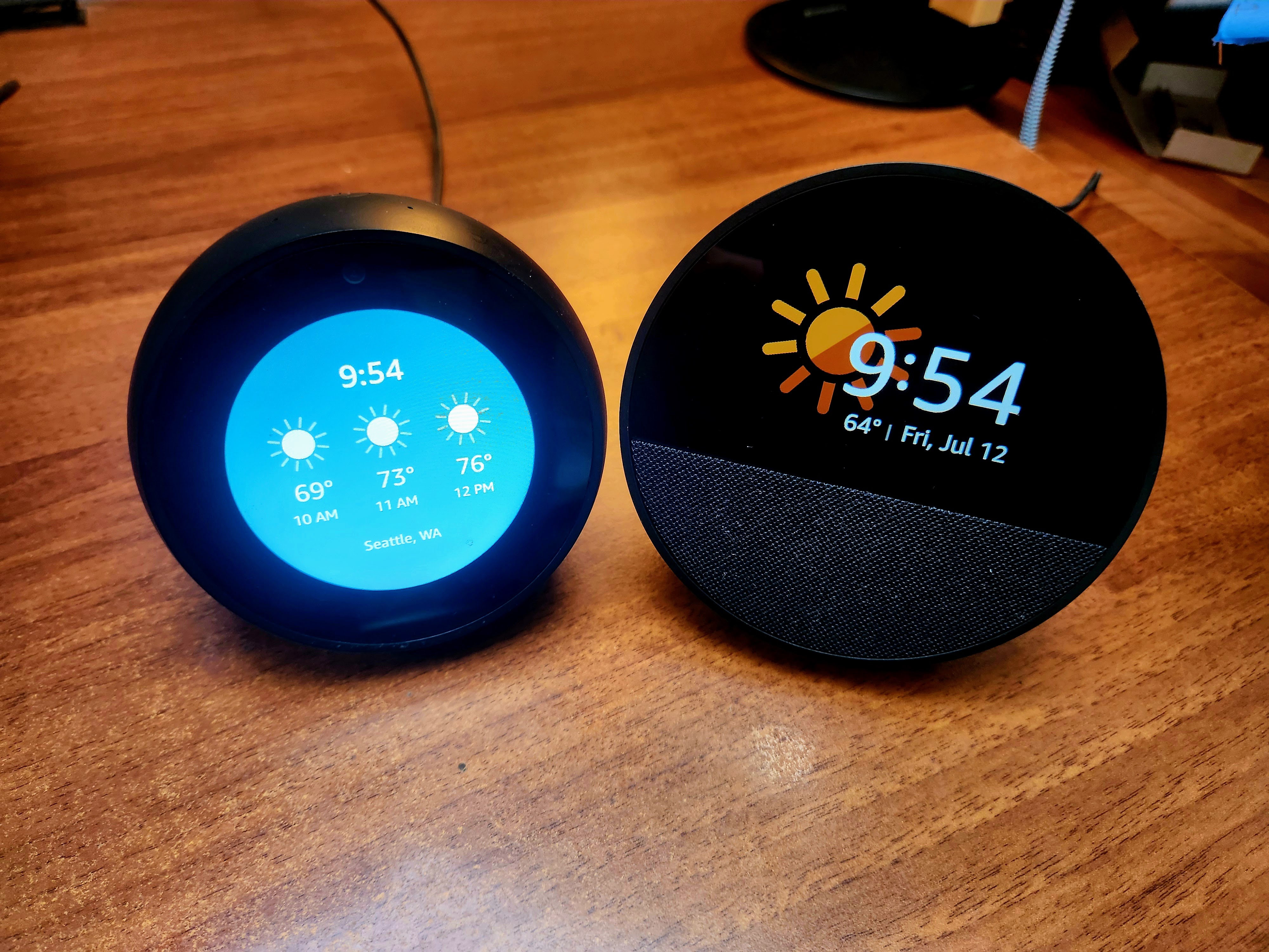 Smart clock Amazon
