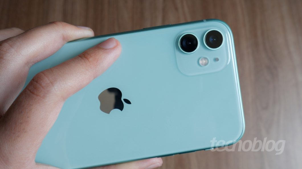 iPhone 11 azul 64GB