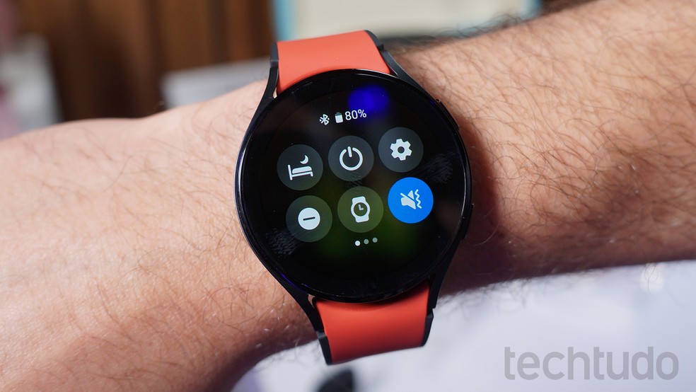 Smartwatch com NFC para pagamento