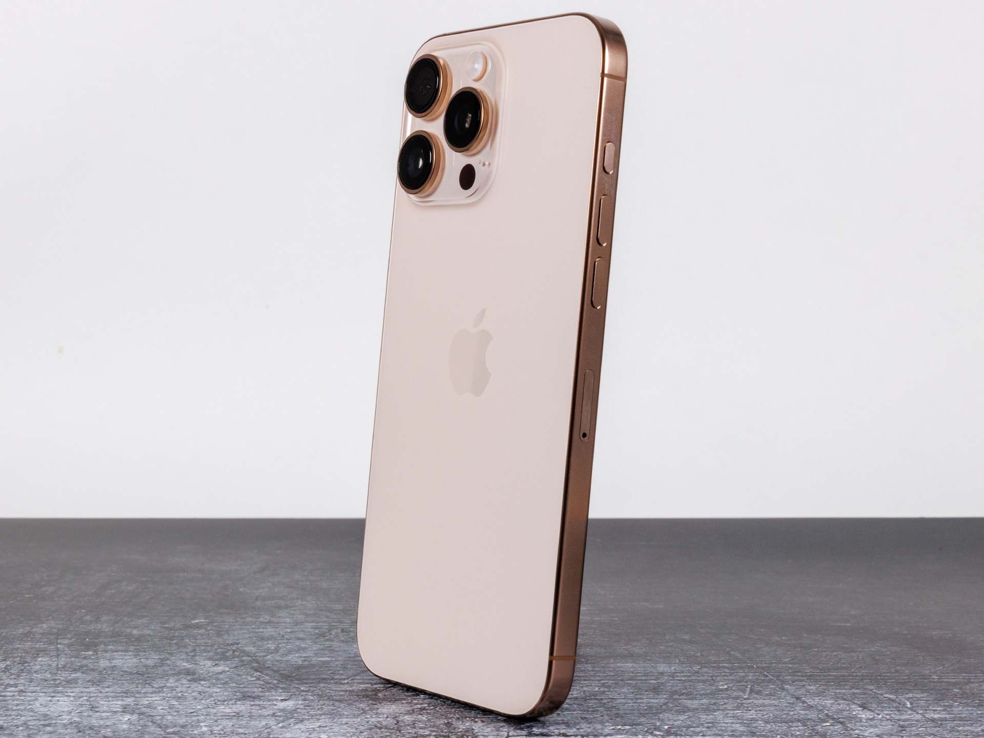Opções de cores iPhone 16 Pro Max
