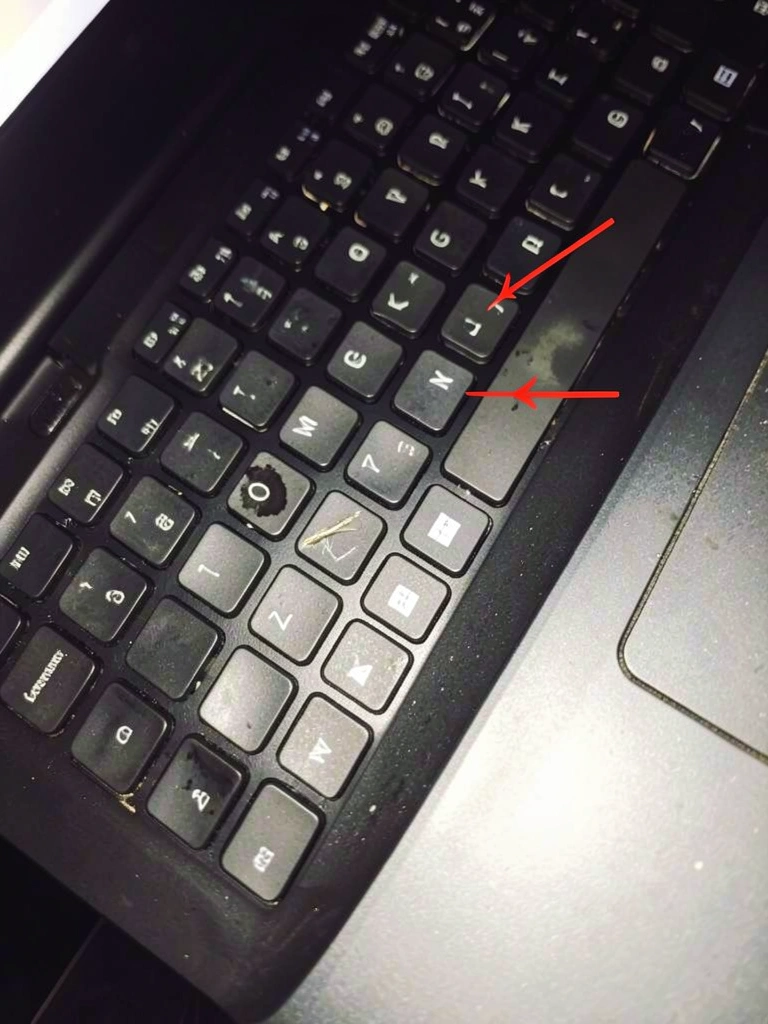 Tela de computador mostrando janela de configurações do Windows com cursor sobre a opção de captura de tela.